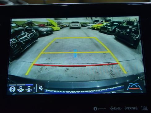 Used 2019 Toyota Avalon Limited image 31