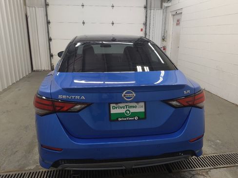 Used 2023 Nissan Sentra SR w/ SR Premium Package FWD image 6