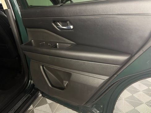 Used 2022 Nissan Pathfinder SL w/ SL Premium Package image 31