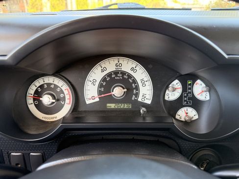 Used 2007 Toyota FJ Cruiser 4WD w/ Upgrade Pkg 1 image 18