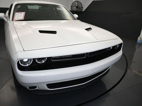 Used 2023 Dodge Challenger SXT image 38