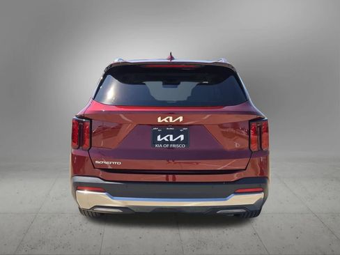 Used 2024 Kia Sorento EX w/ Panoramic Sunroof Package image 5
