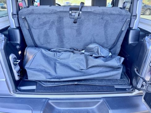 Used 2019 Jeep Wrangler Rubicon image 49