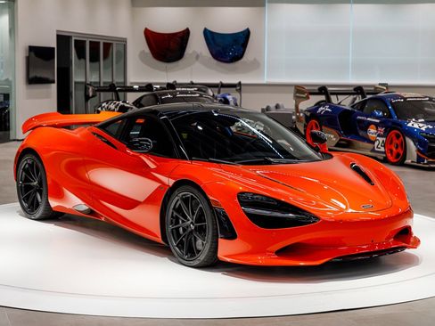 New 2026 McLaren 750S image 2