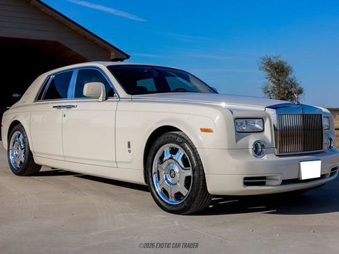Used 2012 Rolls-Royce Phantom Sedan image 12