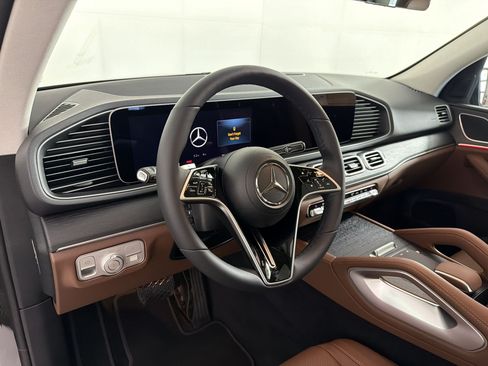 Used 2026 Mercedes-Benz GLE 350 4MATIC image 4