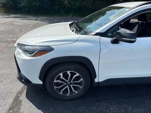 Used 2025 Toyota Corolla Cross AWD Hybrid image 4