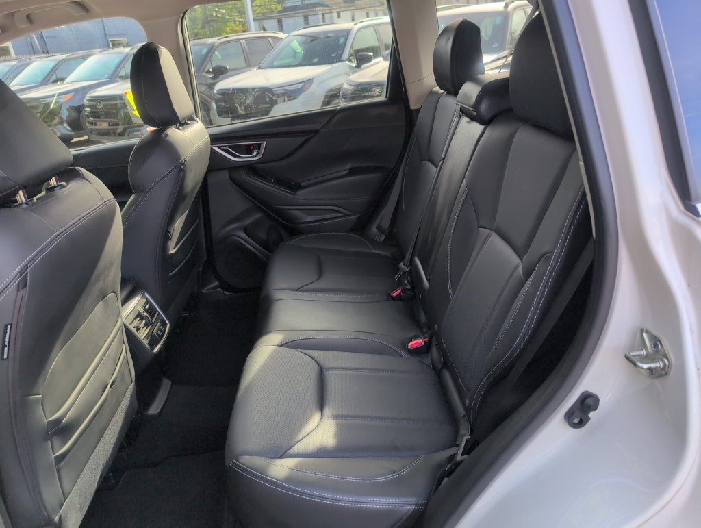 Used 2019 Subaru Forester Limited AWD/4WD image 29