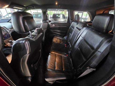 Used 2017 Jeep Grand Cherokee Limited AWD/4WD image 24