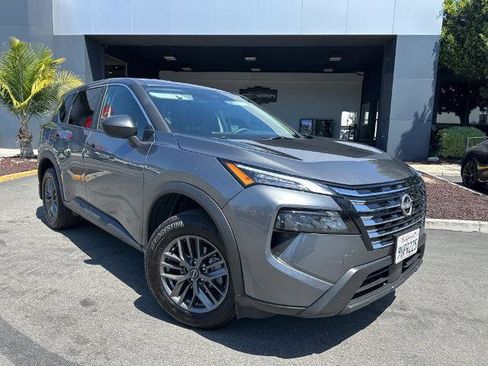Certified 2025 Nissan Rogue S FWD image 1