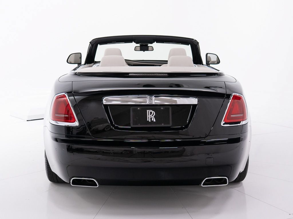 Certified 2018 Rolls-Royce Dawn RWD image 4