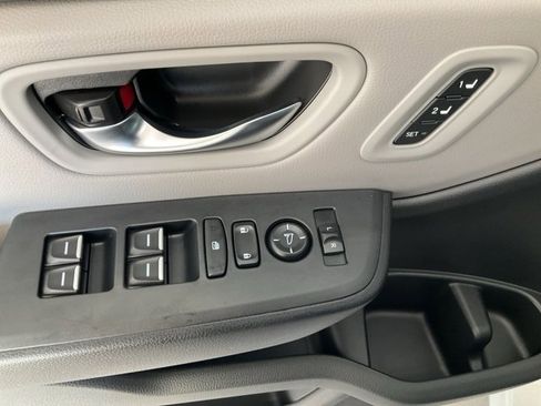 New 2025 Honda Pilot EX-L image 6