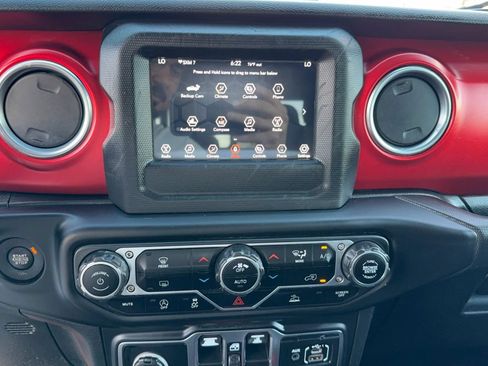 Used 2021 Jeep Gladiator Rubicon w/ Trailer Tow Package AWD/4WD image 25