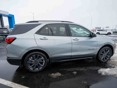 Used 2024 Chevrolet Equinox RS image 6