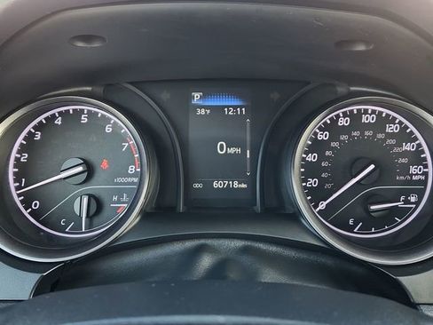 Used 2023 Toyota Camry SE image 37