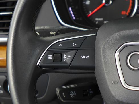 Used 2023 Audi Q5 2.0T Premium w/ Convenience Package image 30