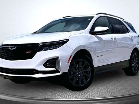 Used 2024 Chevrolet Equinox RS FWD image 1