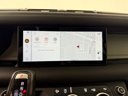 Used 2024 Land Rover Defender 110 S image 24