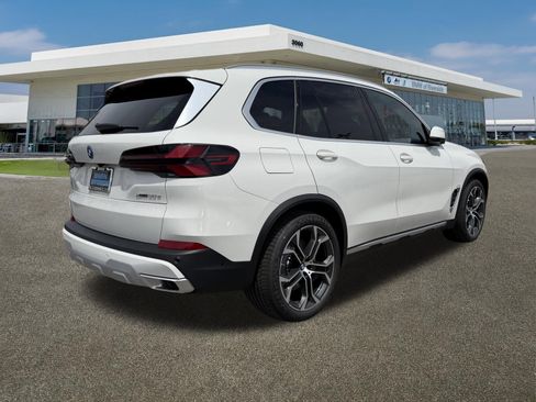 New 2026 BMW X5 xDrive50e AWD/4WD image 11