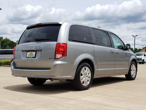 Used 2017 Dodge Grand Caravan SE w/ Power Window Group FWD image 6