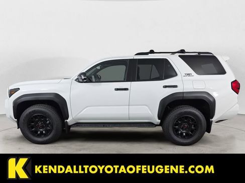 Used 2026 Toyota 4Runner TRD Off-Road Premium AWD/4WD image 2