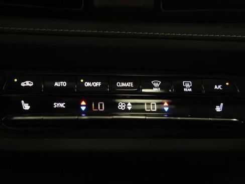Used 2023 Buick Envision Essence w/ Sport Touring Package AWD/4WD image 26