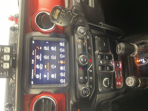 Used 2020 Jeep Wrangler Unlimited Rubicon AWD/4WD image 18