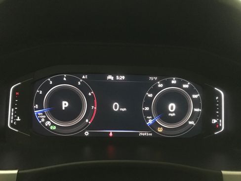 Used 2022 Volkswagen Atlas SE w/ Panoramic Sunroof Package FWD image 24
