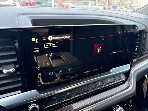 New 2026 GMC Sierra 1500 Elevation image 12