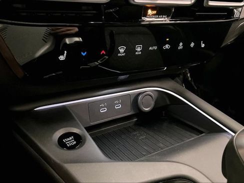 New 2026 Nissan Sentra SV w/ SV Convenience Package FWD image 26