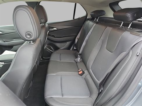 Certified 2022 Buick Encore GX Preferred w/ Sport Touring Package image 18