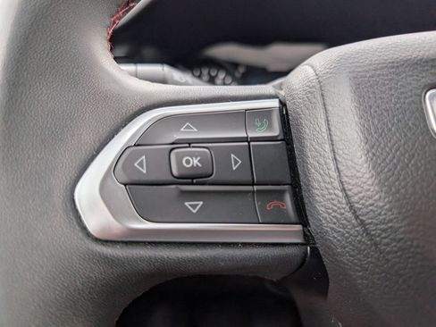 Used 2023 Jeep Compass Trailhawk image 18