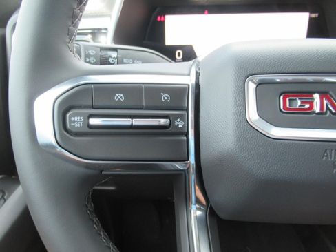 New 2026 GMC Canyon Elevation w/ Convenience Package RWD image 26