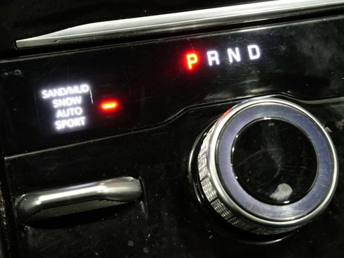 Used 2024 Jeep Grand Cherokee L Limited w/ Luxury Tech Group II image 24