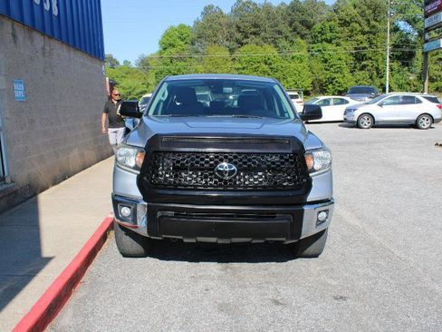 Used 2020 Toyota Tundra SR5 w/ SR5 Upgrade Package RWD image 2