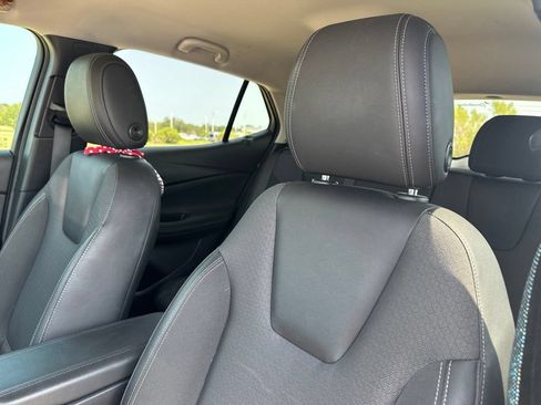 Used 2021 Buick Encore GX Preferred FWD image 12