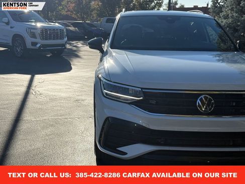 Used 2022 Volkswagen Tiguan SE R-Line image 13