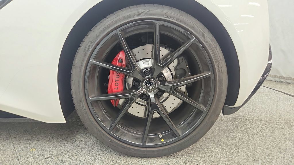 Used 2026 Lotus Emira SE RWD image 30