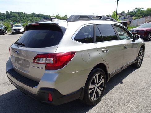 Used 2019 Subaru Outback 2.5i Limited w/ Popular Package #2 AWD/4WD image 6