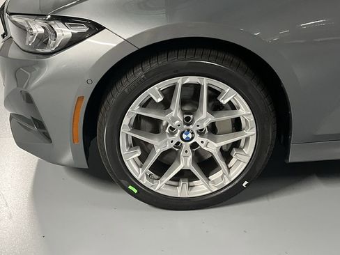 New 2025 BMW 330i xDrive Sedan w/ Convenience Package image 10