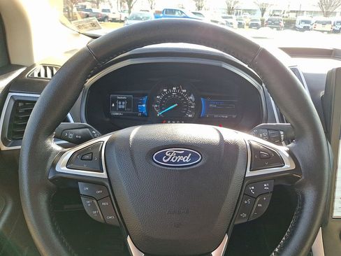 Used 2024 Ford Edge SEL w/ Convenience Package image 19