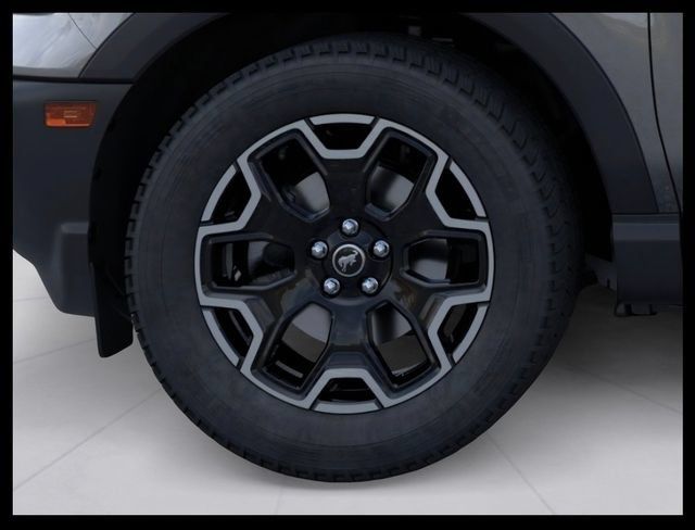 Used 2026 Ford Bronco Sport Outer Banks w/ Outer Banks Tech Package+ AWD/4WD image 14