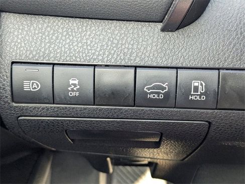 Used 2024 Toyota Camry SE image 23