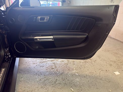 Used 2021 Ford Mustang Premium RWD image 22