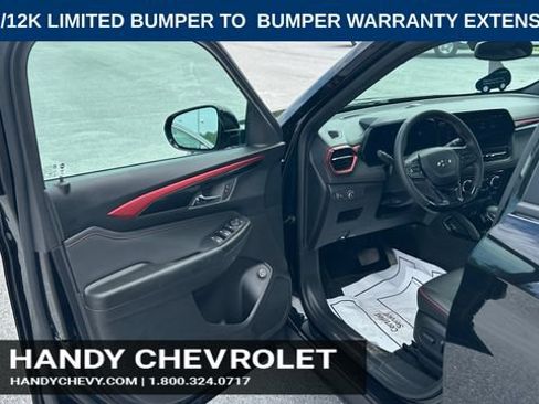 Certified 2025 Chevrolet TrailBlazer RS w/ Convenience Package AWD/4WD image 17