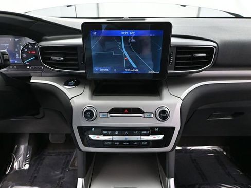 Used 2020 Ford Explorer XLT w/ Equipment Group 202A image 34