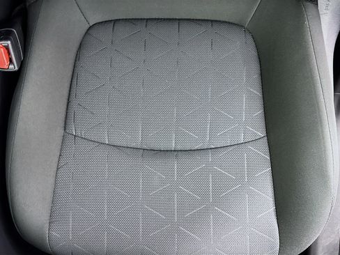 Certified 2025 Toyota RAV4 XLE AWD/4WD image 18