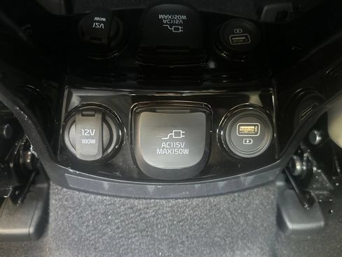 Used 2025 Kia Sorento SX Prestige AWD/4WD image 7