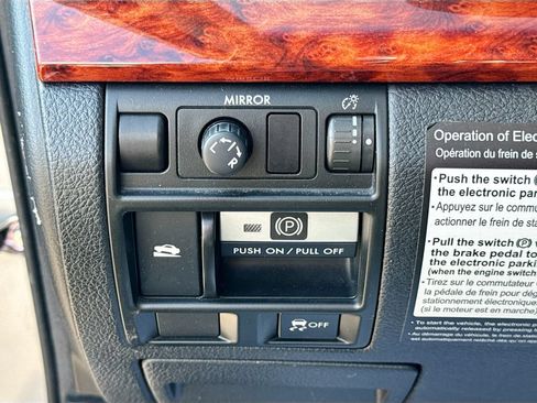 Used 2010 Subaru Outback 3.6R Limited AWD/4WD image 10