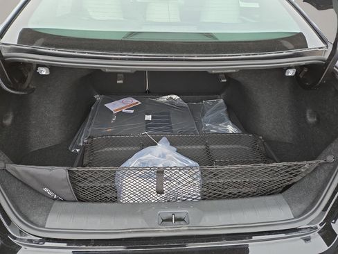 New 2026 Nissan Sentra SR FWD image 30